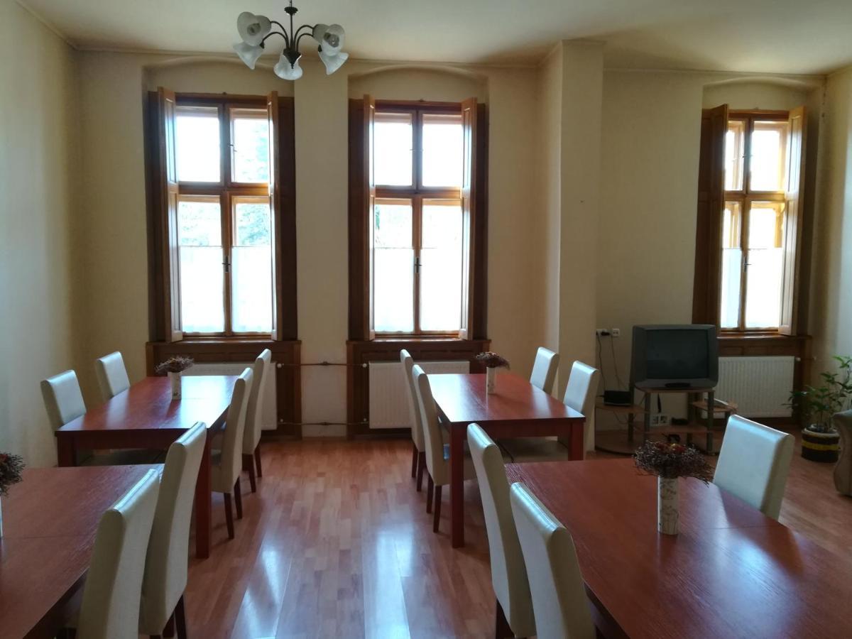 Szent István Panzió Hódmezővásárhely Exterior foto